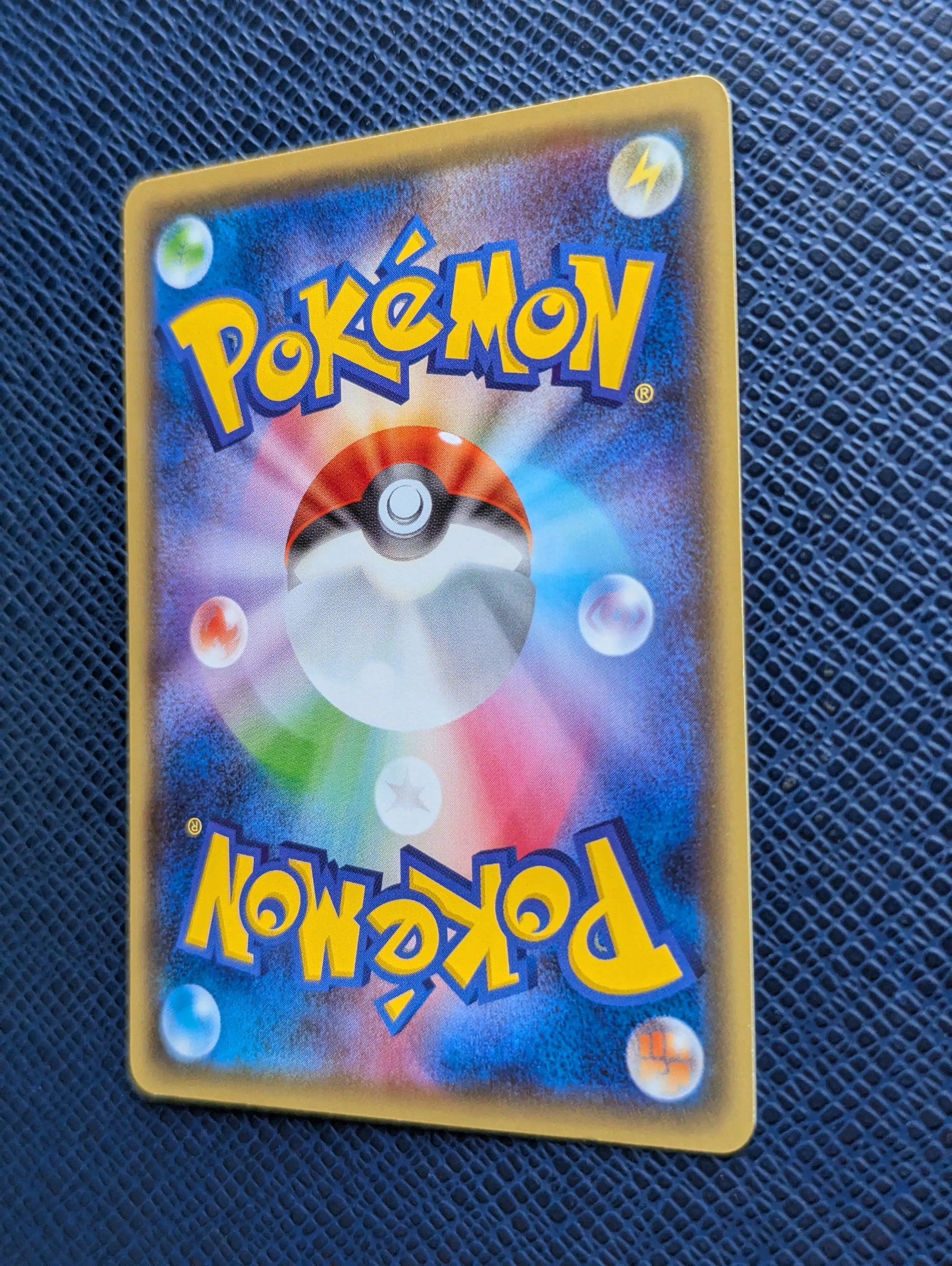 Carta Pokémon Chikorita #222/XY-P Trasera Derecha