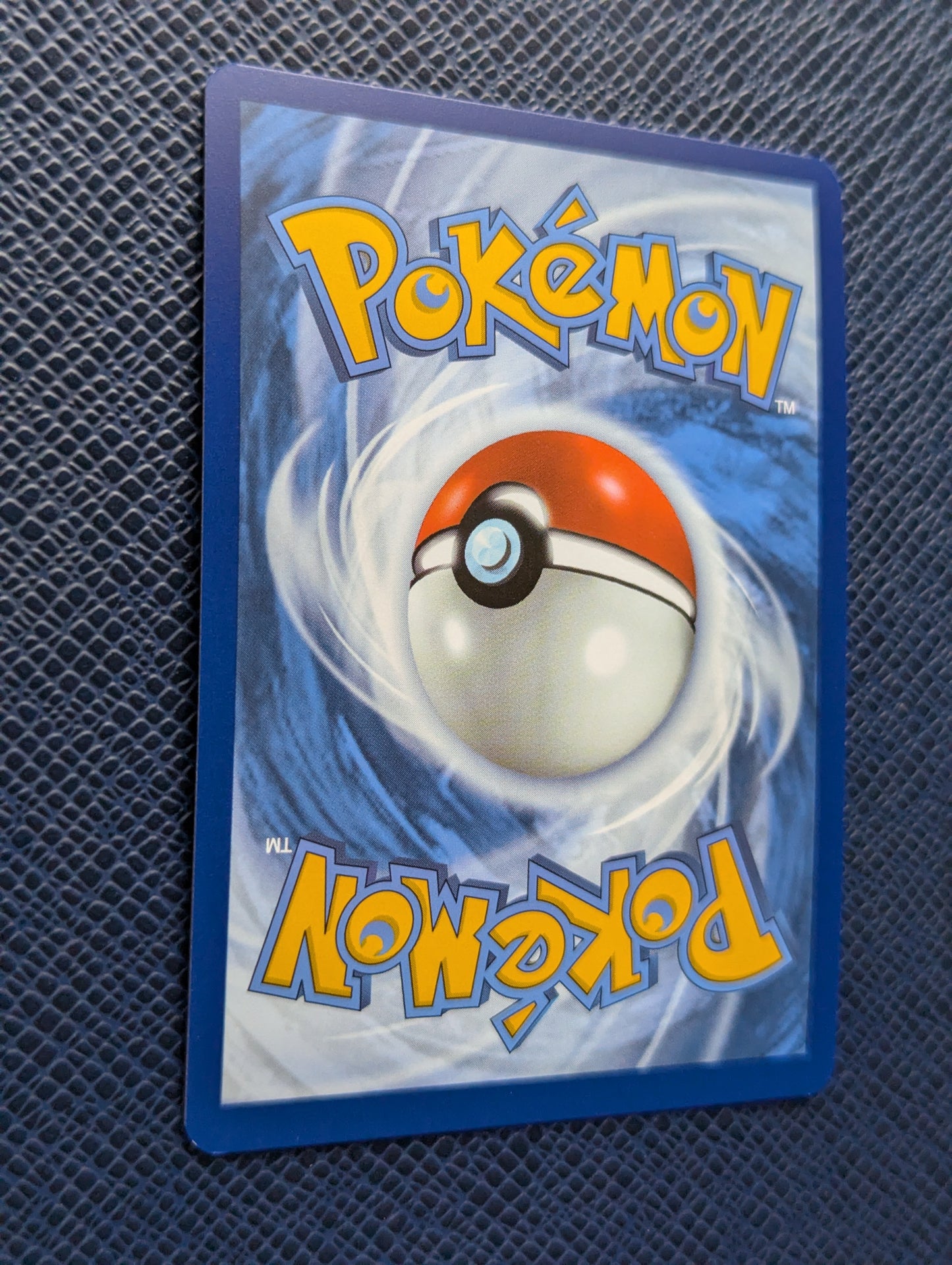 Carta Pokémon Ogerpon Máscara Turquesa ex #177/131 Trasera Izquierda