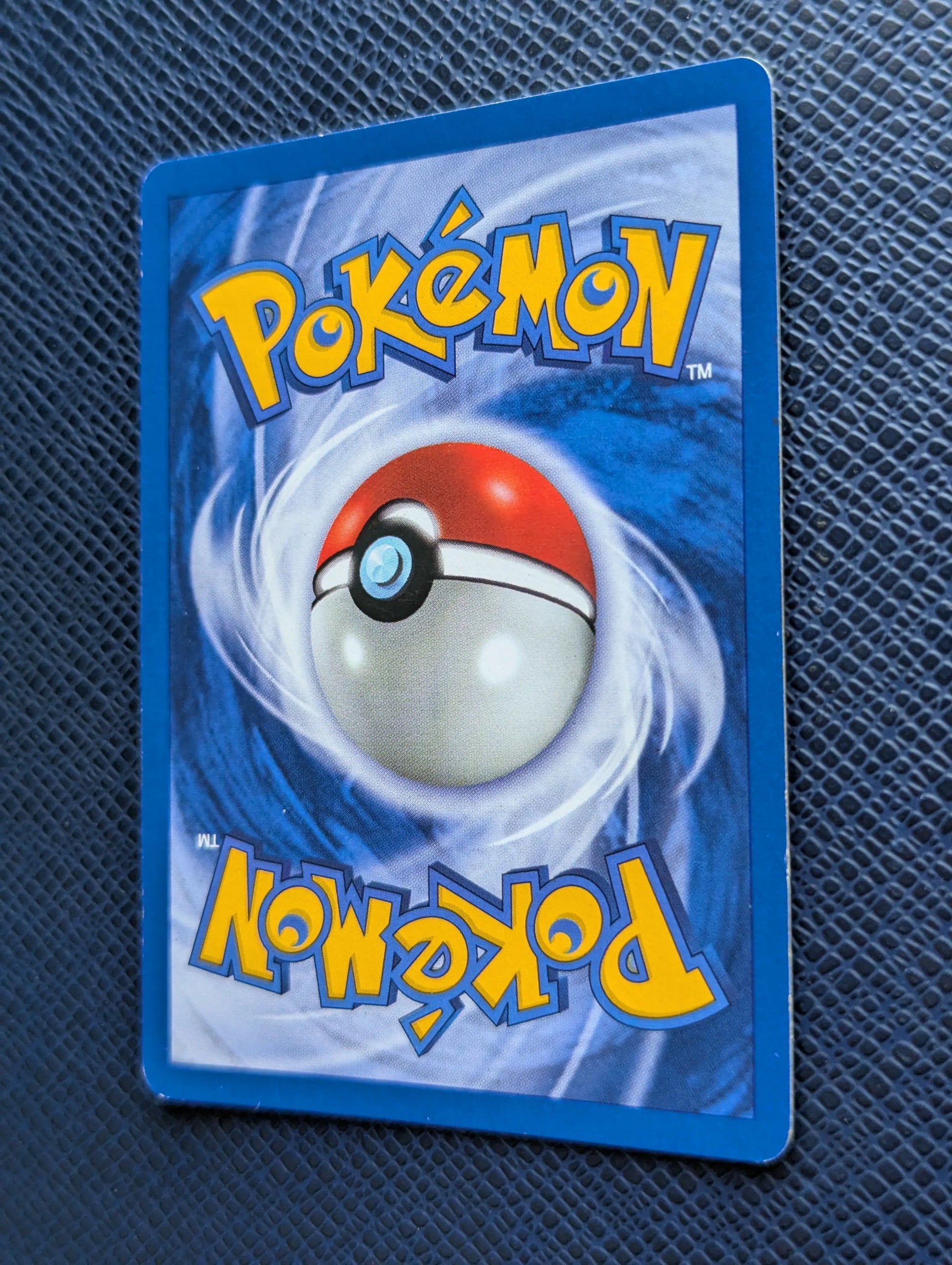 Carta Pokémon Wobbuffet #16/75 Trasera Derecha