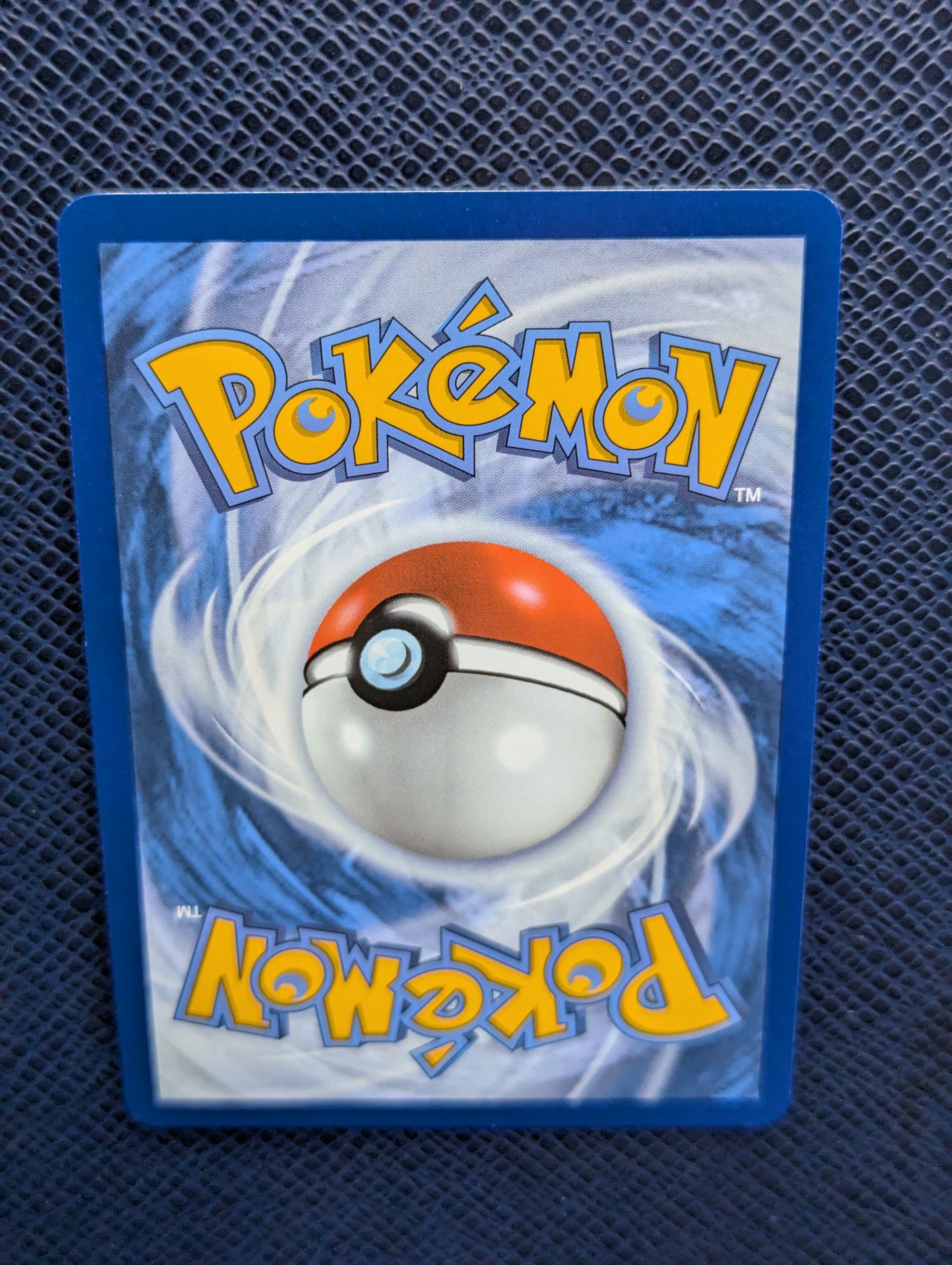 Carta Pokémon Cynthia's Rosserade #184/182 Trasera Superior